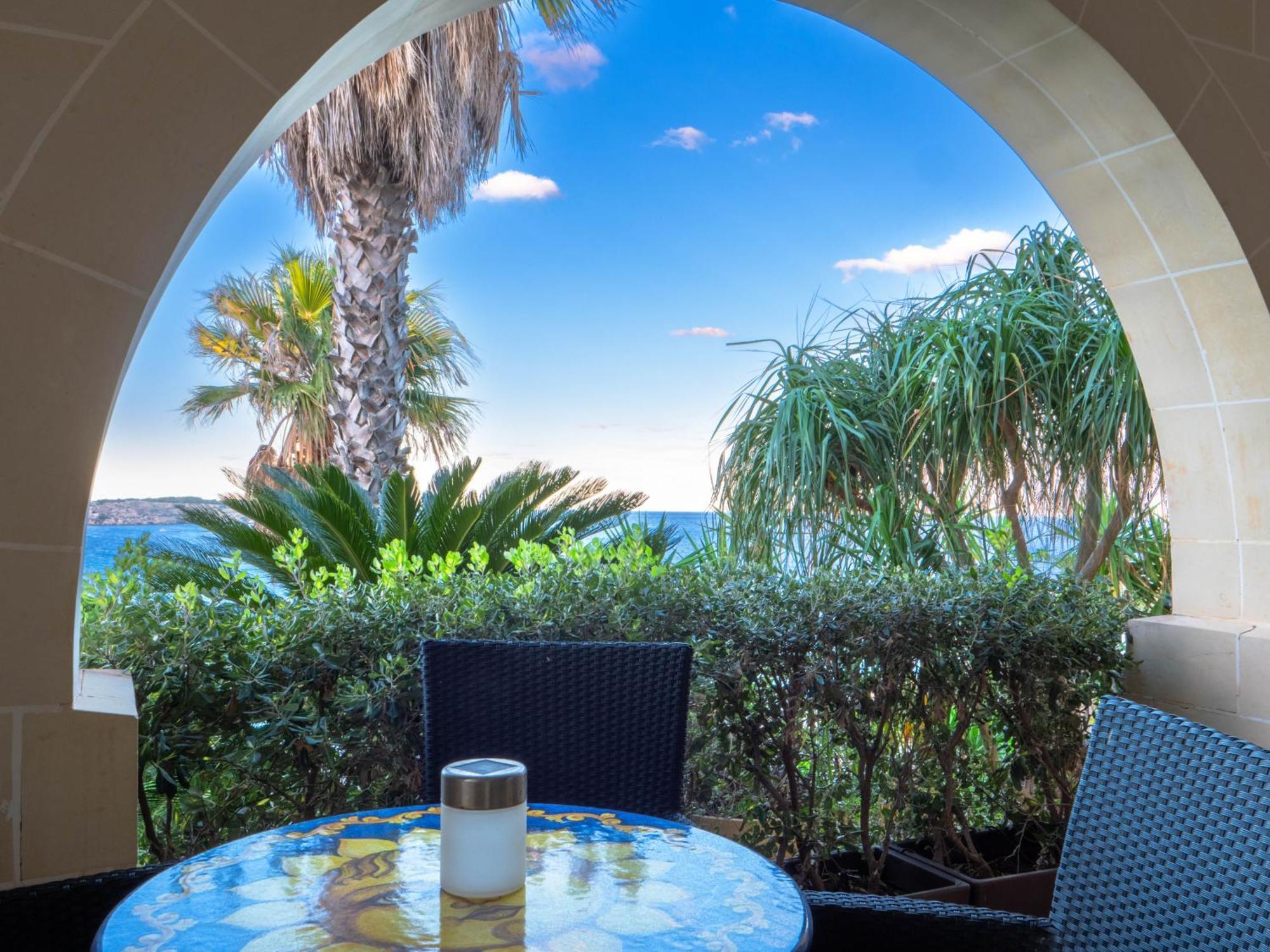 Villa Palma - Sunset Sea Views With Pool, Jacuzzi, Sauna And Games Room Mellieħa Buitenkant foto
