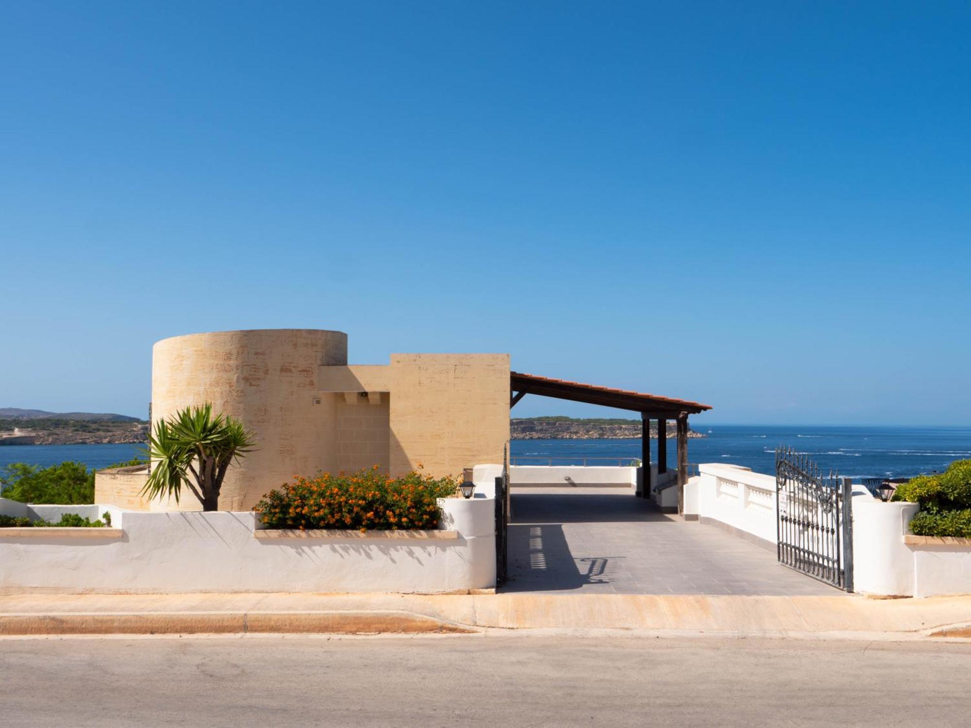 Villa Palma - Sunset Sea Views With Pool, Jacuzzi, Sauna And Games Room Mellieħa Buitenkant foto